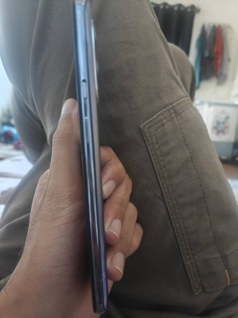 One Plus 9 5G 1