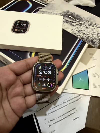 Apple Watch Ultra 2 - 100% Battery Health - Less Used