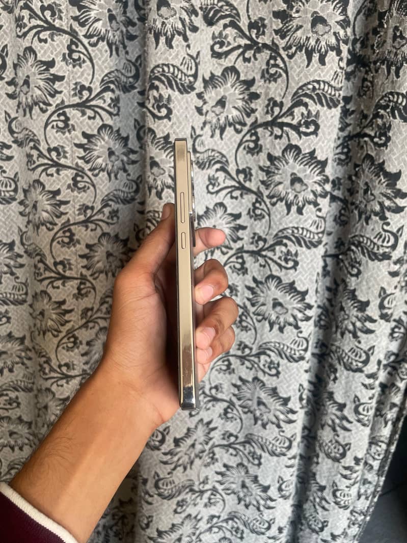 Infinix Note 40 2
