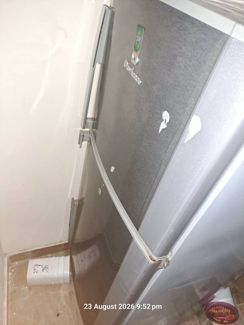 Dawlance Refrigerator 0