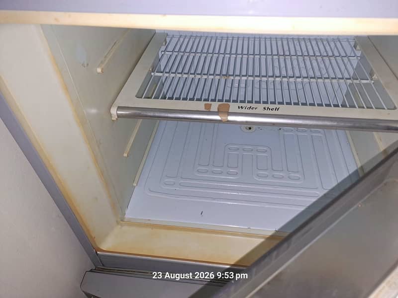 Dawlance Refrigerator 4