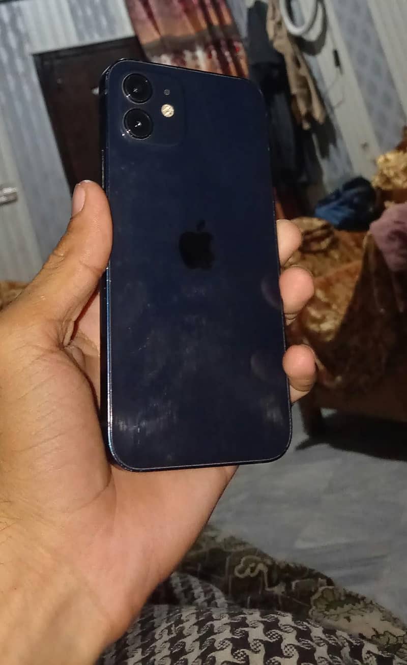 Apple iPhone 12 5
