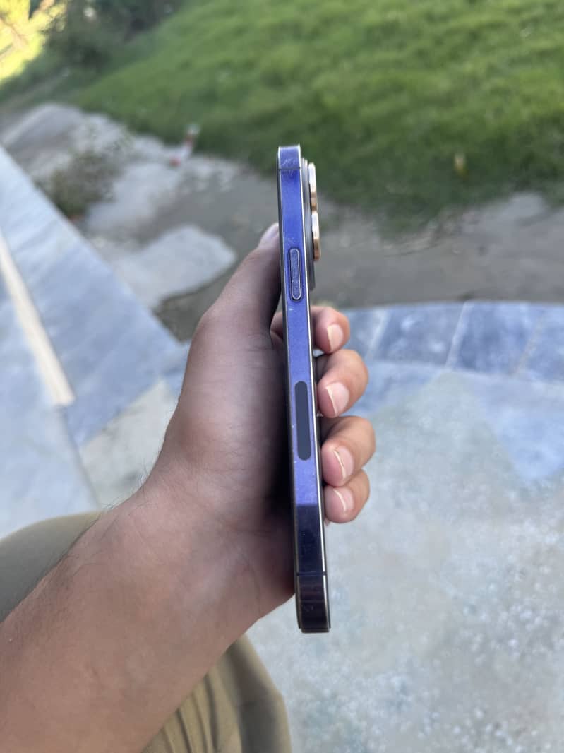 Apple iPhone 14 Pro Max 5