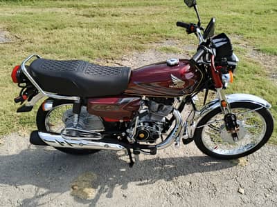 New bike 2027 Marka Urgent sale All ok Baik 03115101183