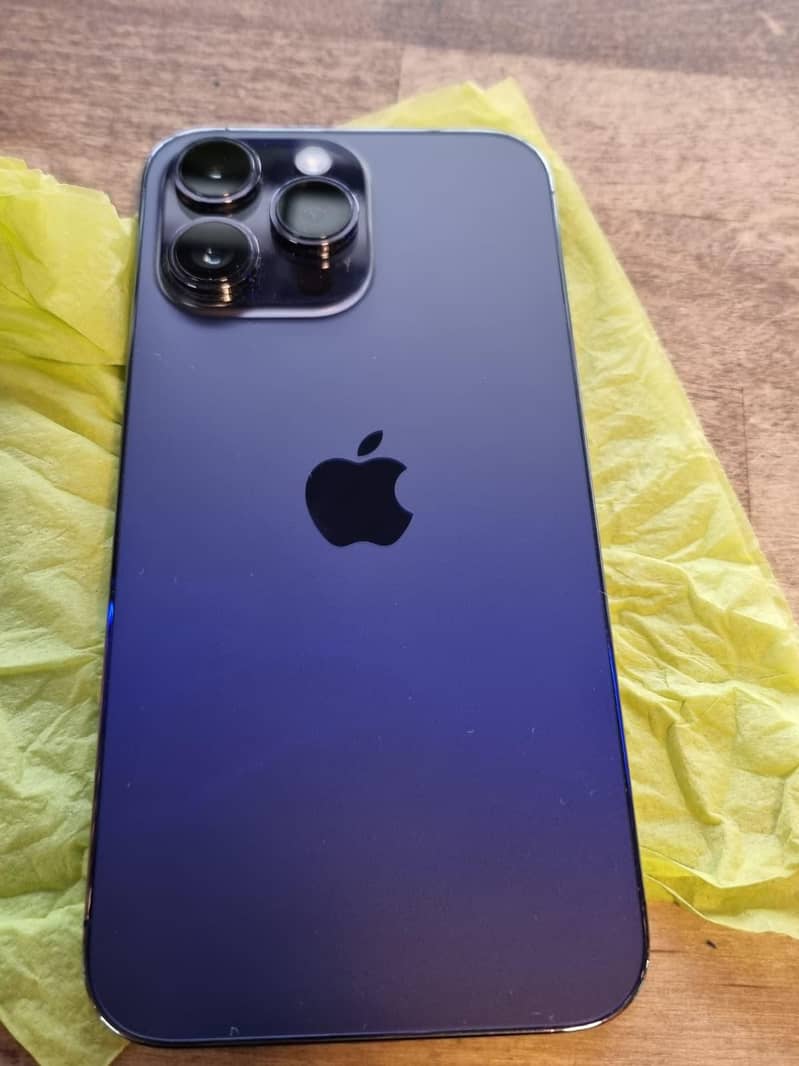 Apple iPhone 14 Pro Max 1