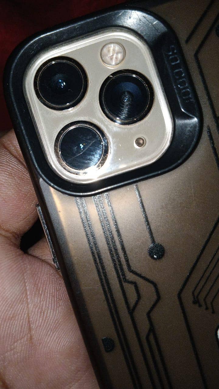 Apple iPhone 11 Pro 0