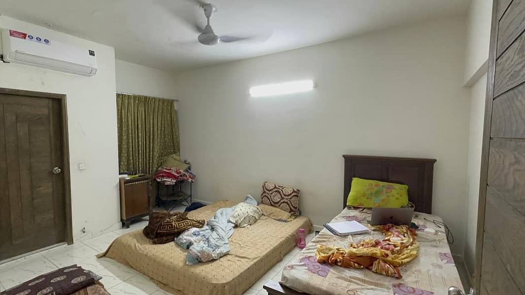 Duplex Apartment Available 16