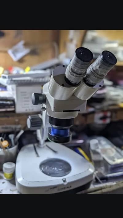 Microscope for mobile repairing lab