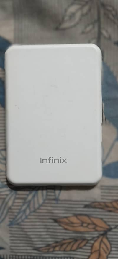 Infinix Wirless Charger / Powerbank