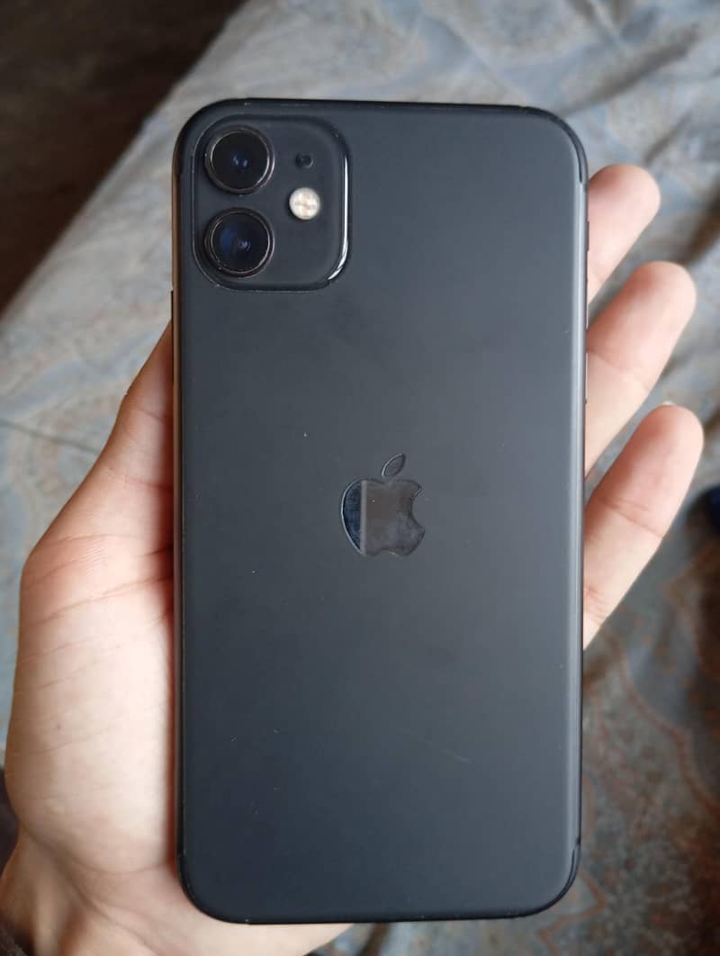 Apple iPhone 11 3