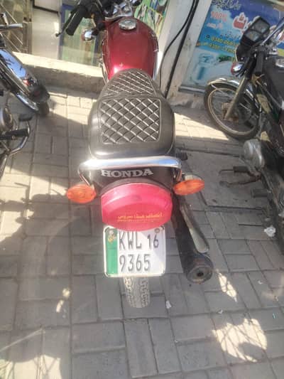 Honda 125 2016 model
