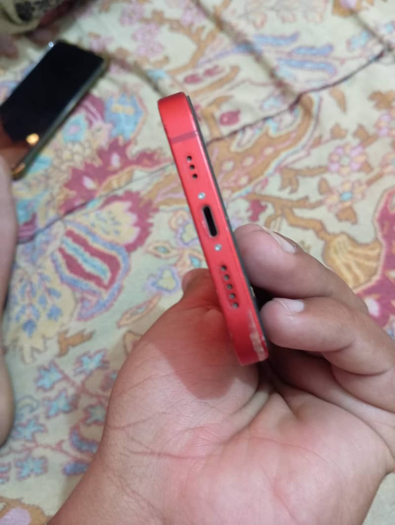 Apple iPhone 12 1