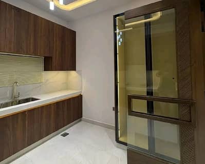 In Top City 1 - Block D Of Islamabad, A 10 Marla House Is Available
