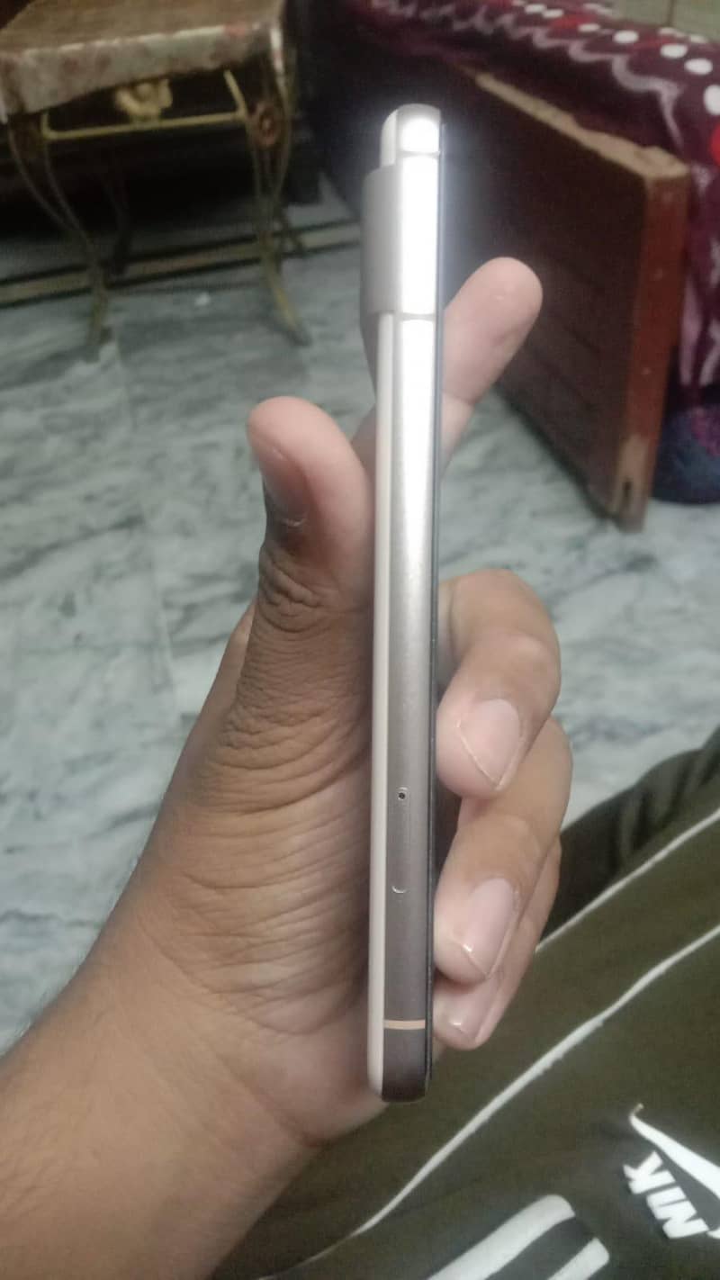google pixel 8 3
