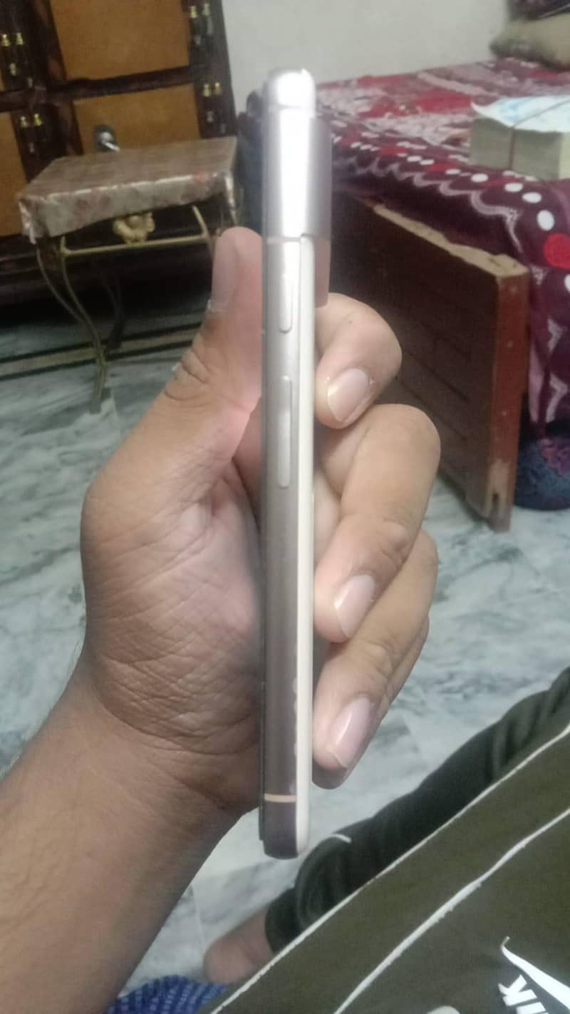 google pixel 8 4