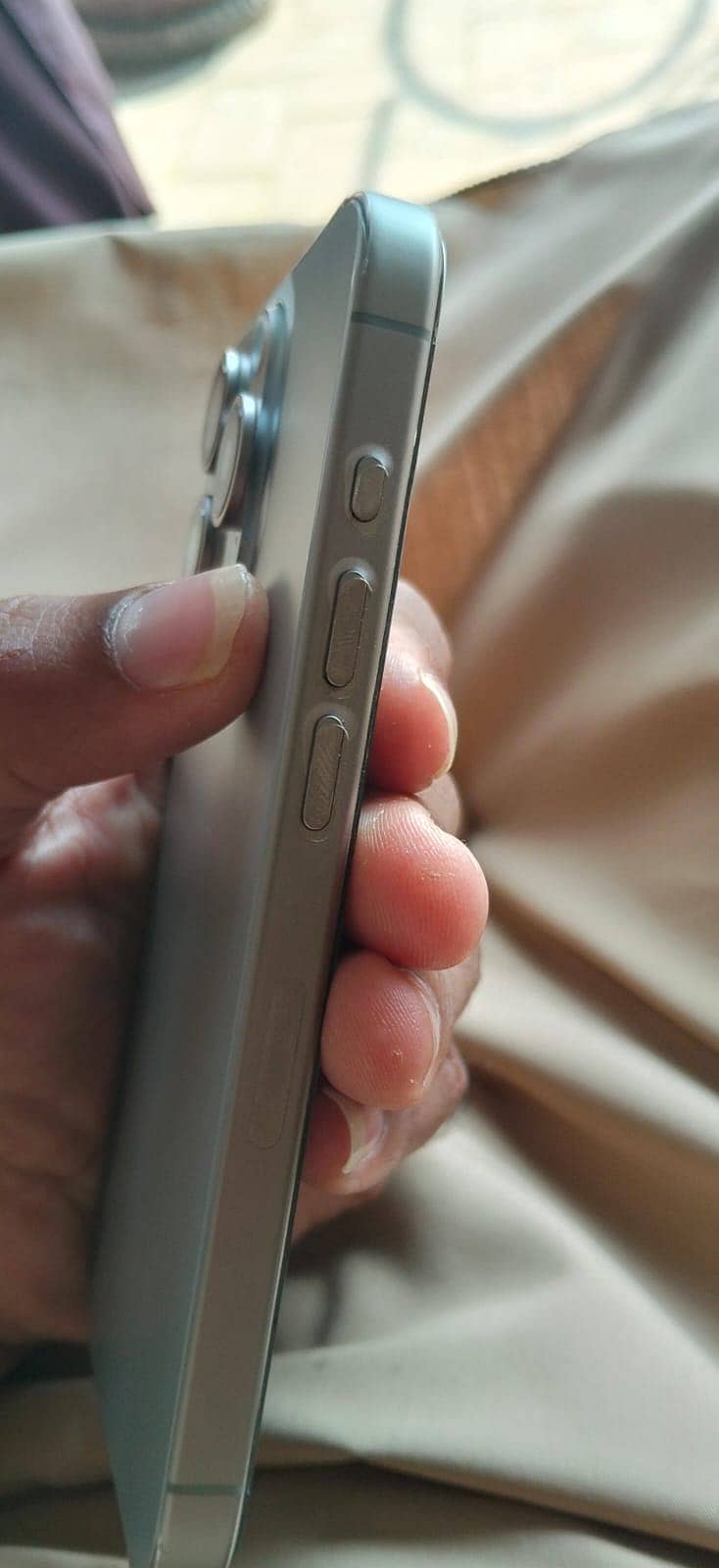 Apple iPhone 15 Pro 6