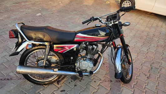 HONDA CG125 MODEL 2012 | BLACK | TOTAL GENUINE
