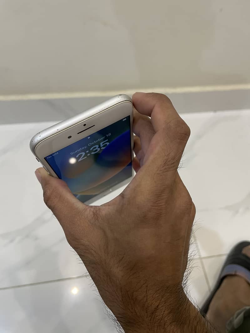 Apple iPhone 8 2