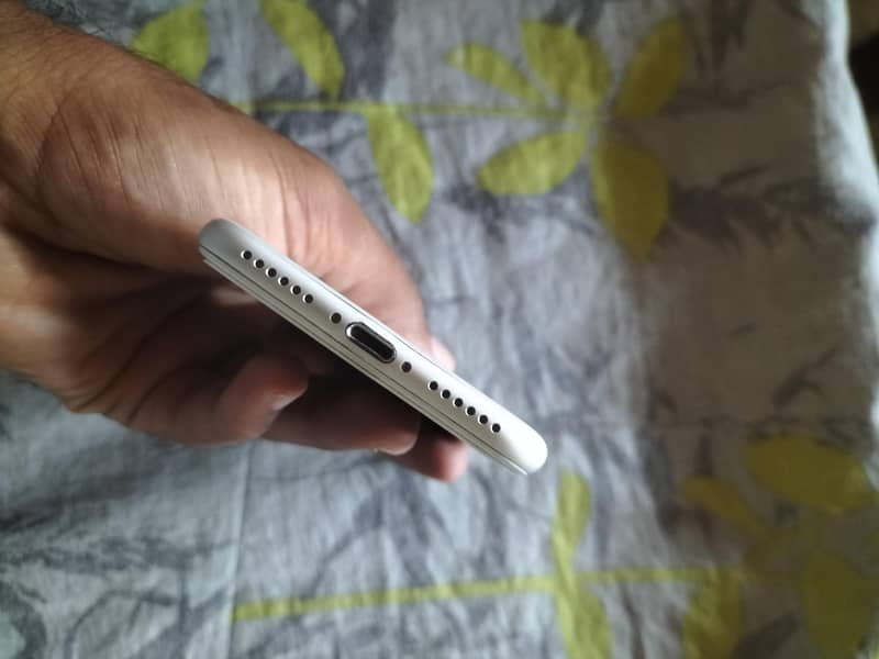 iPhone 7 1