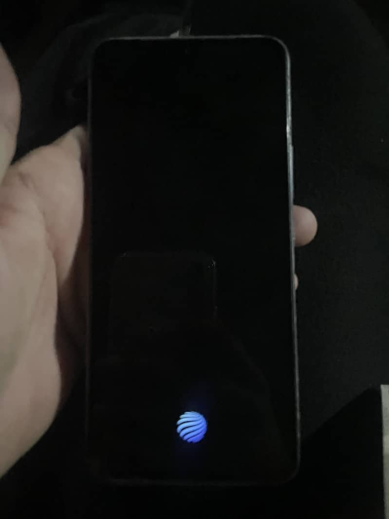 Vivo V21 4