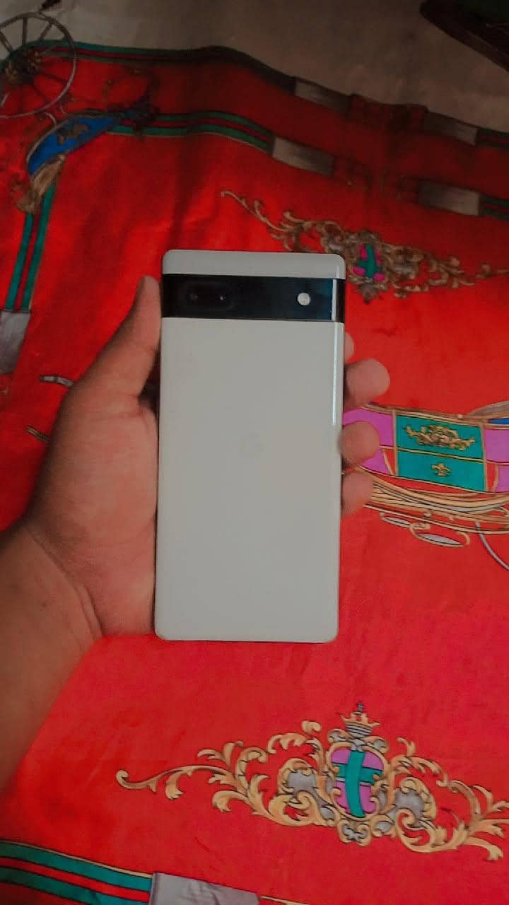 Google Pixel 6a 5