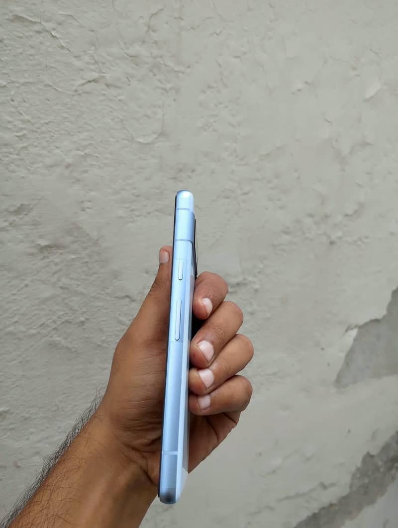 Google Pixel 7a 4