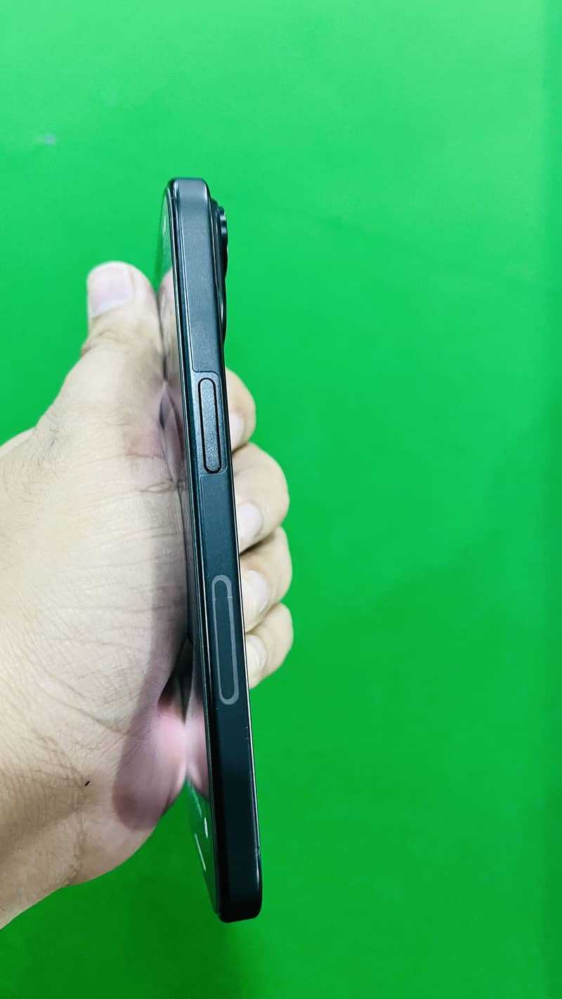Apple iPhone 15 2