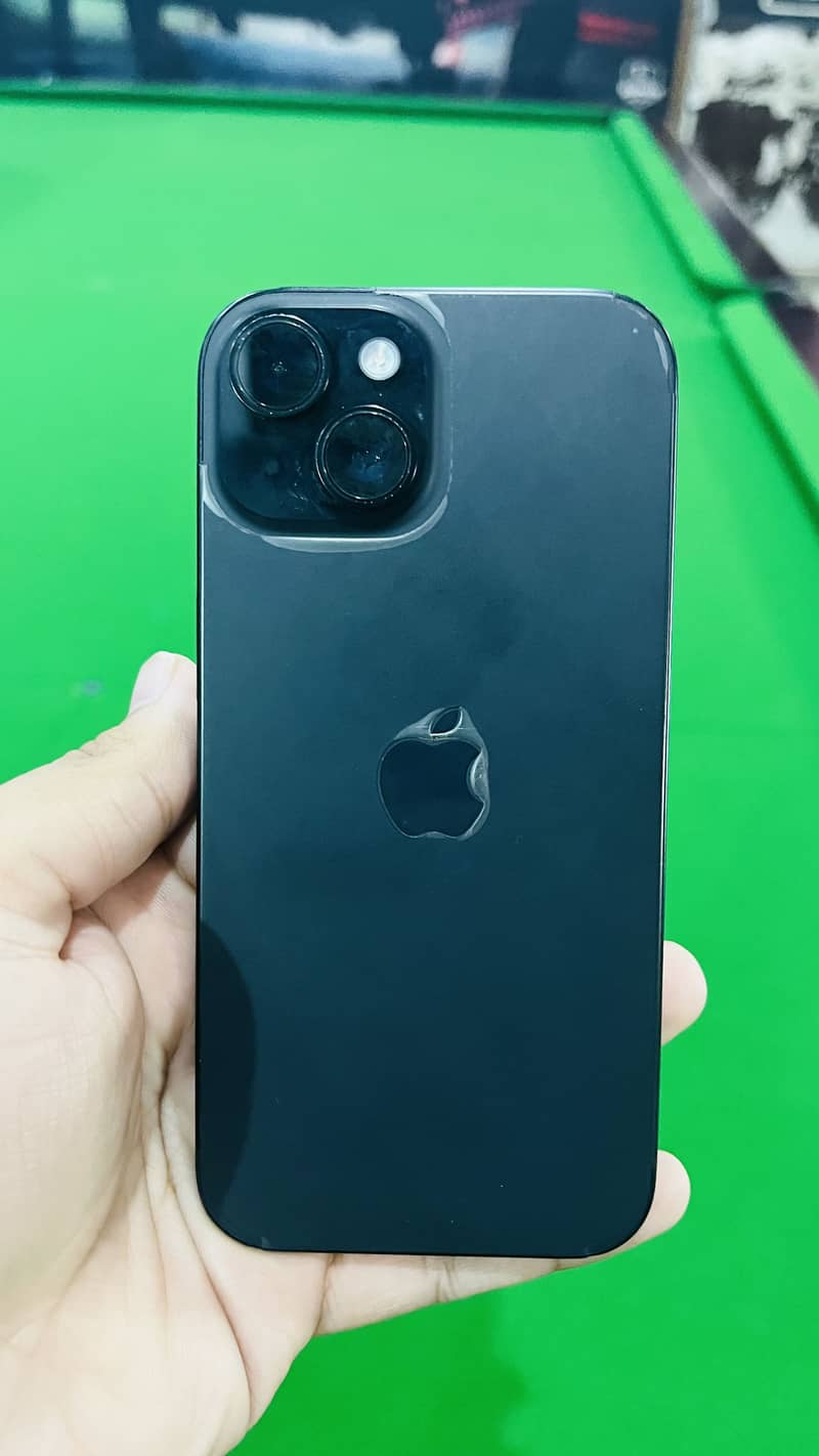 Apple iPhone 15 3