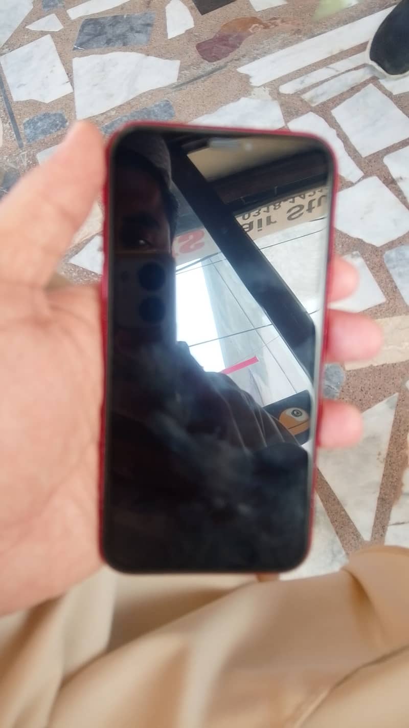 Apple iPhone XR 1