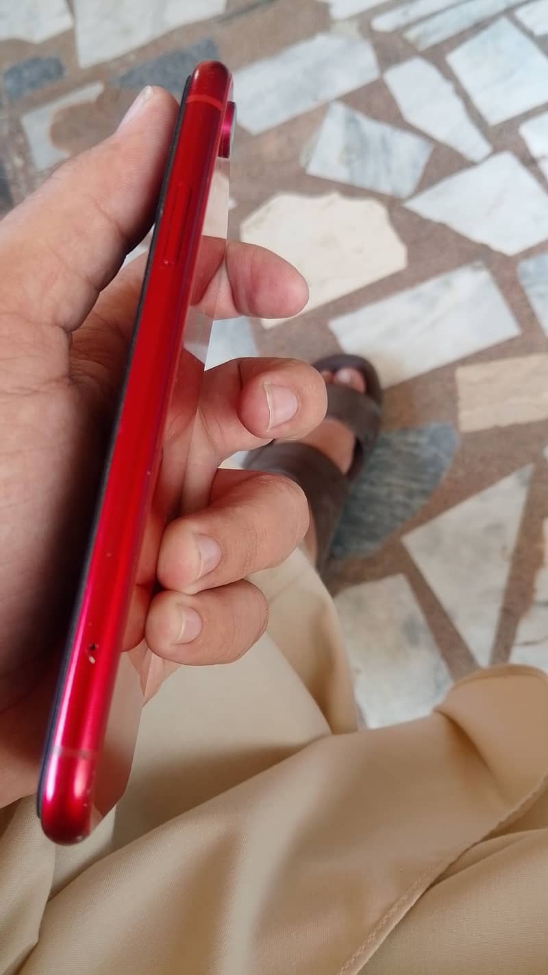 Apple iPhone XR 2