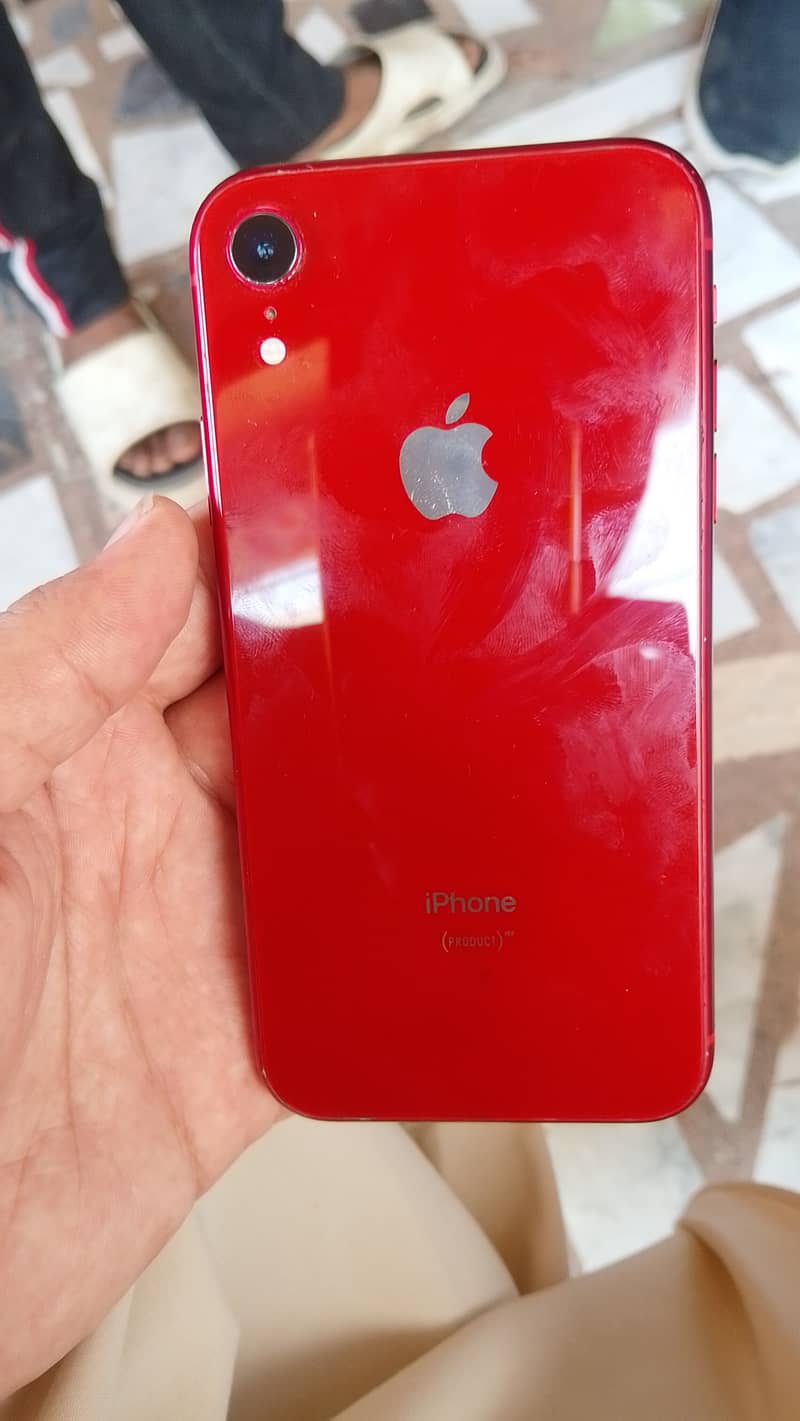Apple iPhone XR 4