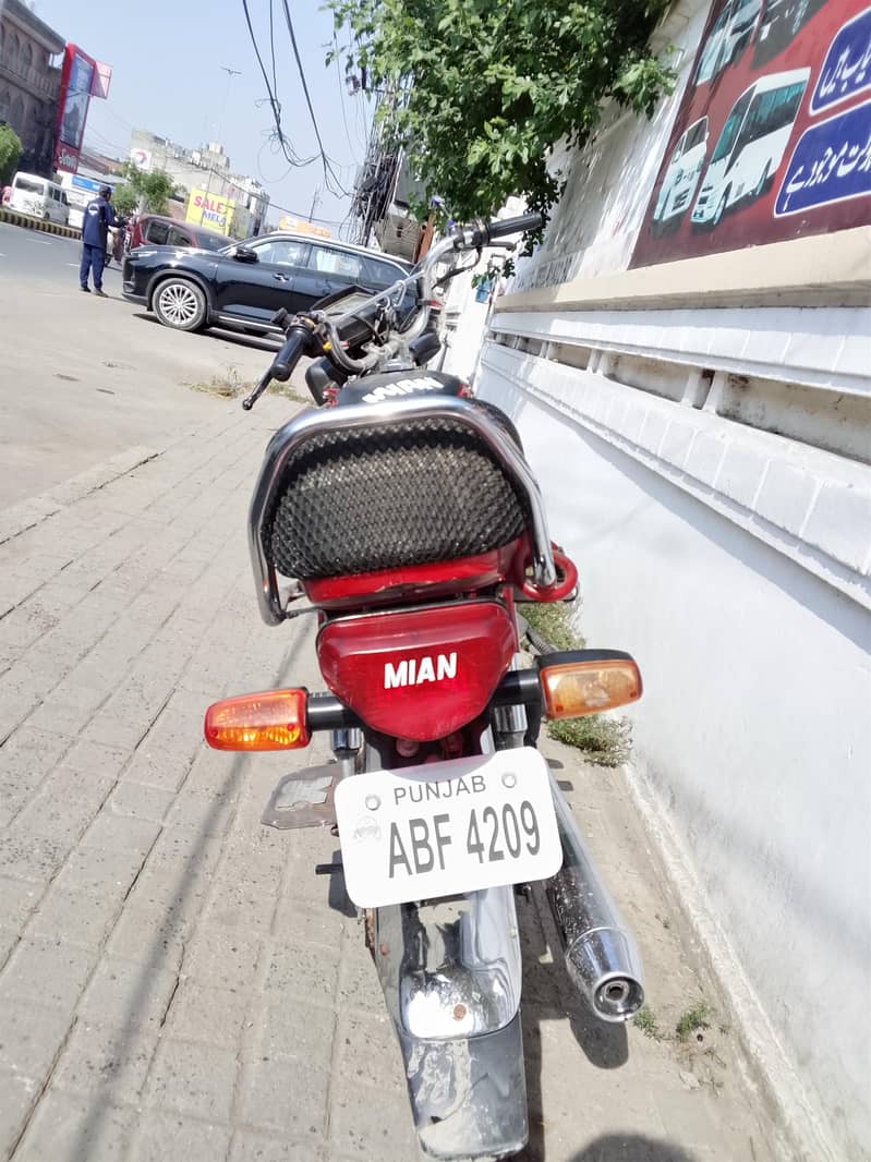 HONDA CD70 2021 Model 6