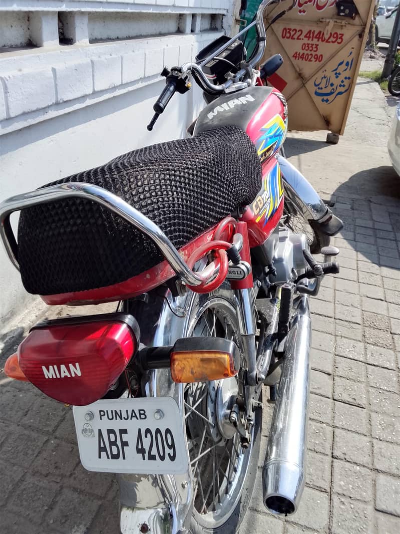 HONDA CD70 2021 Model 11
