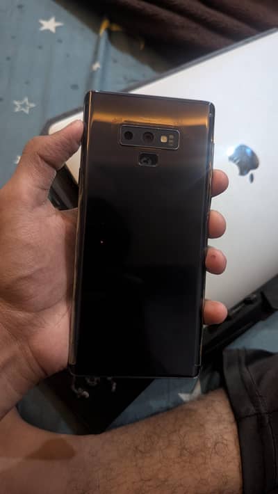 Samsung Mobile Note 9 good condition urgent sale