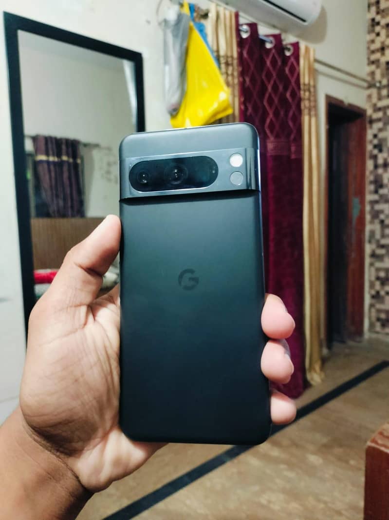 Google Pixel 8 Pro 1