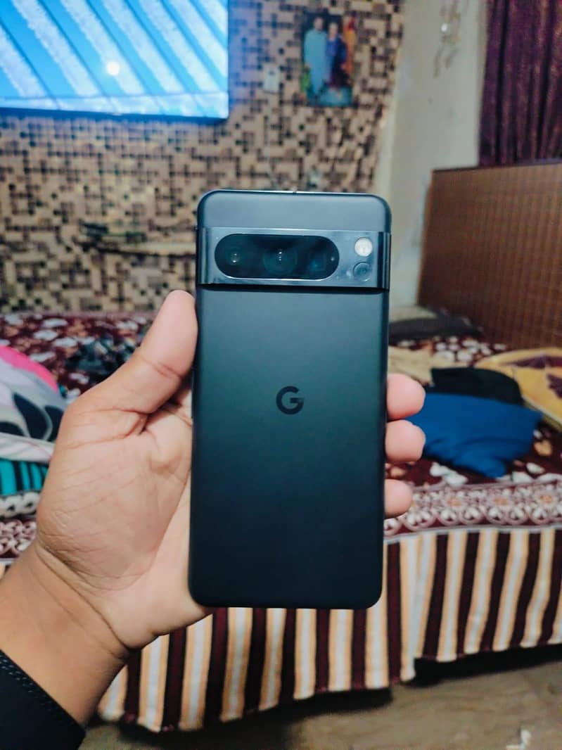 Google Pixel 8 Pro 2