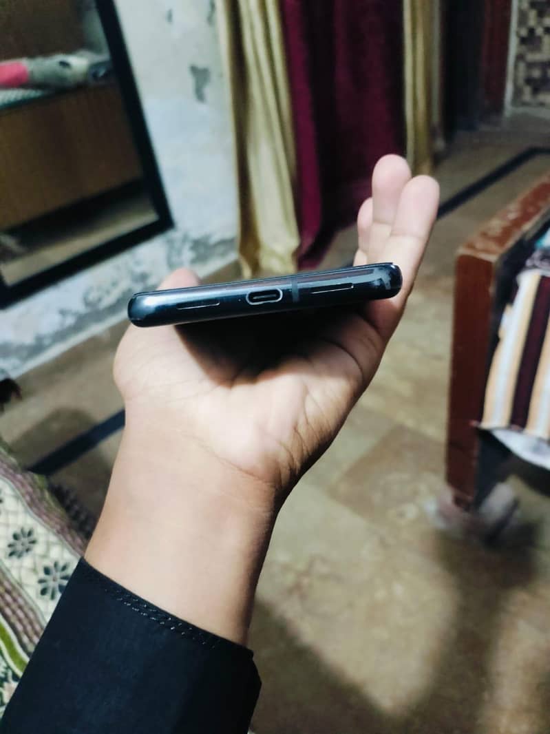 Google Pixel 8 Pro 4