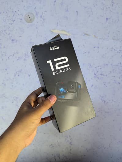 10/10 Go Pro Hero 12 with accessories