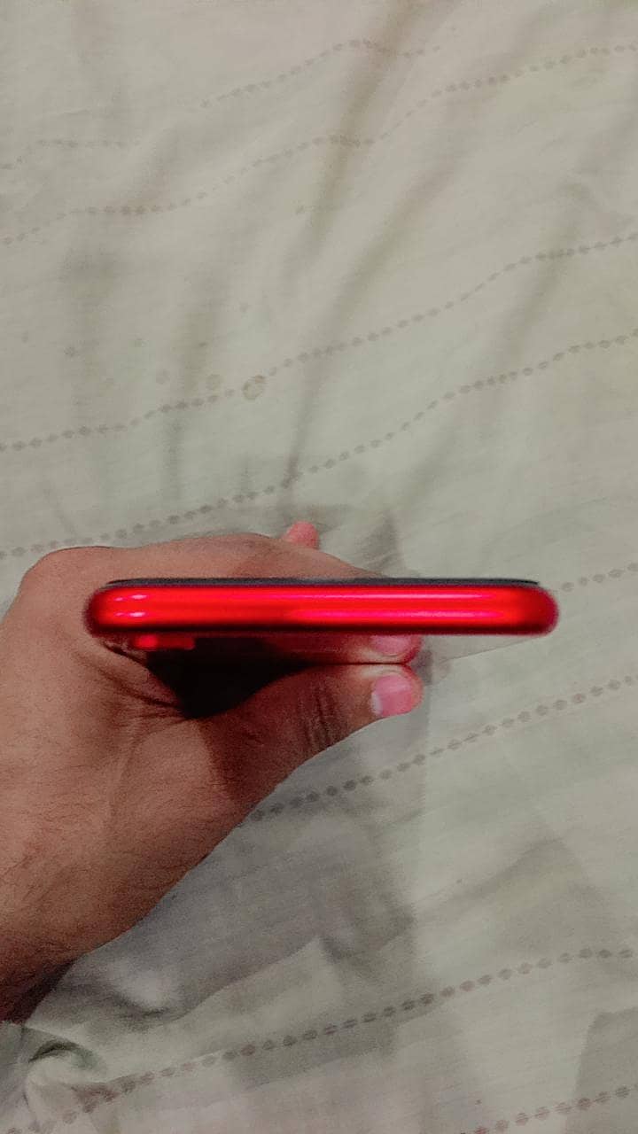 Apple iPhone XR 1