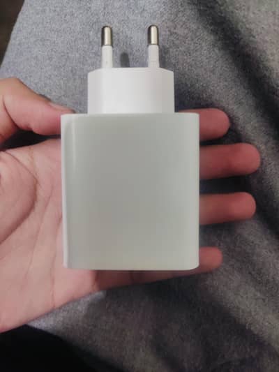 65 Watt ka Orignal charger Only adapter