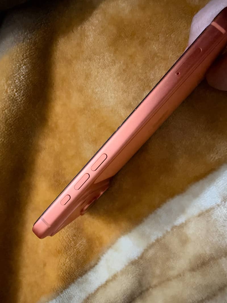 Apple iPhone 17 Pro Max 1