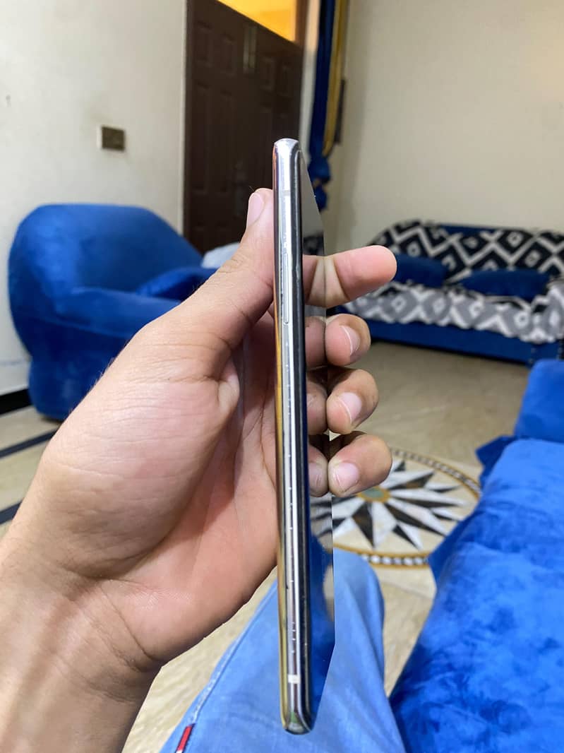 One Plus 8 4