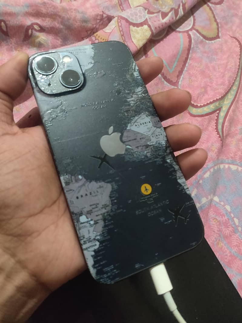 Apple iPhone 13 3