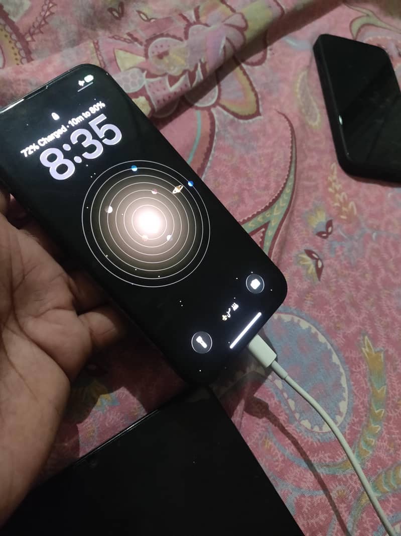 Apple iPhone 13 4