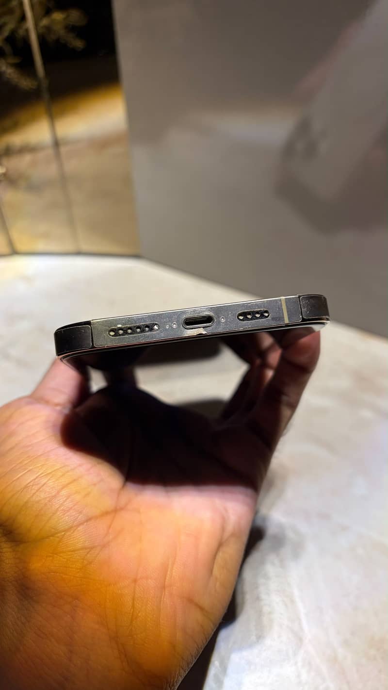 Apple iPhone 14 Pro Max 2