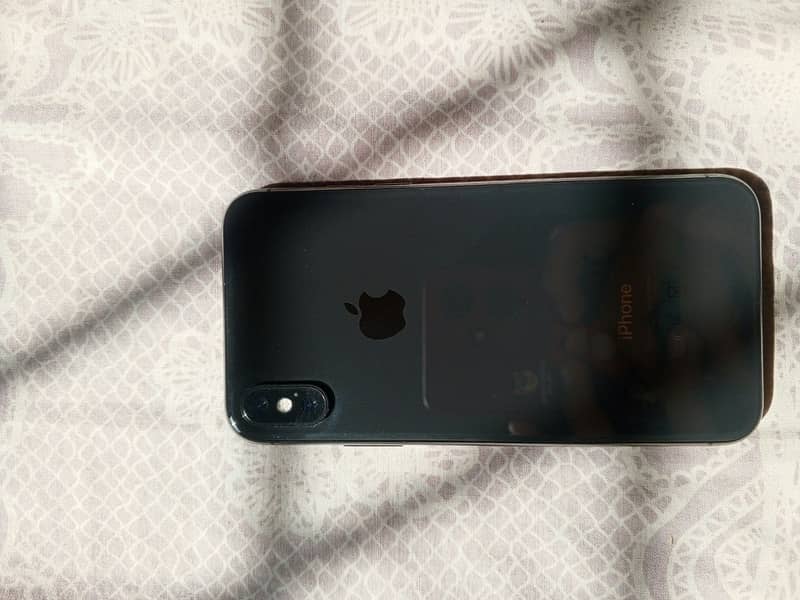 Apple iPhone X 3