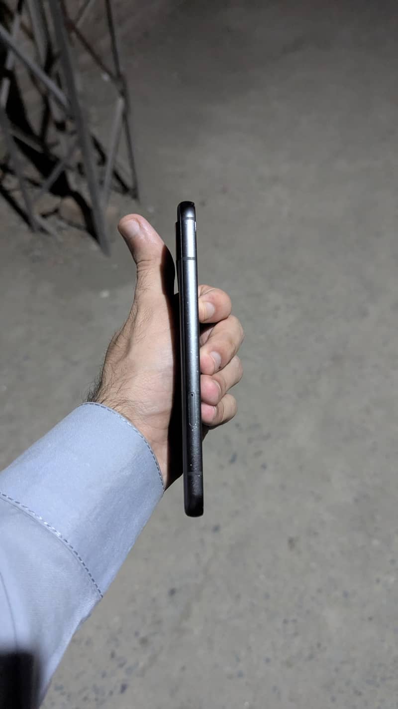 Google Pixel 8a 2