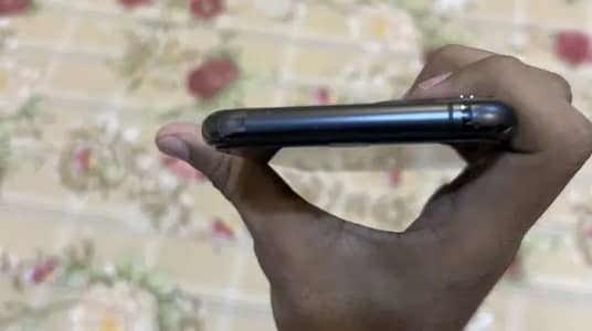 Apple iPhone 11 Pro 64 gb factory unlock