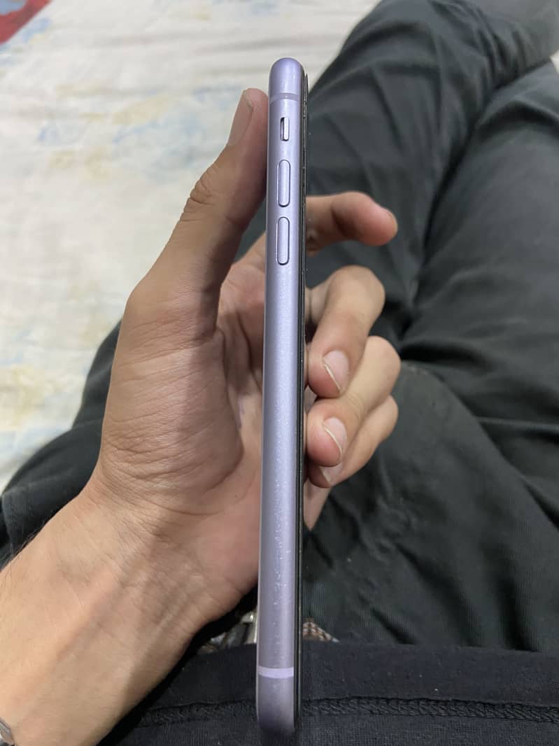 Apple iPhone 11 2