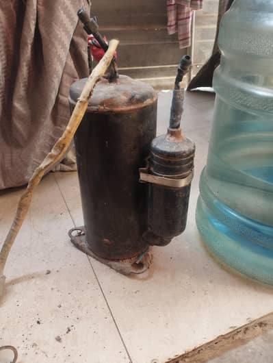1.5 Ton Rotary Compressor for Vacuum & Pressure Pump